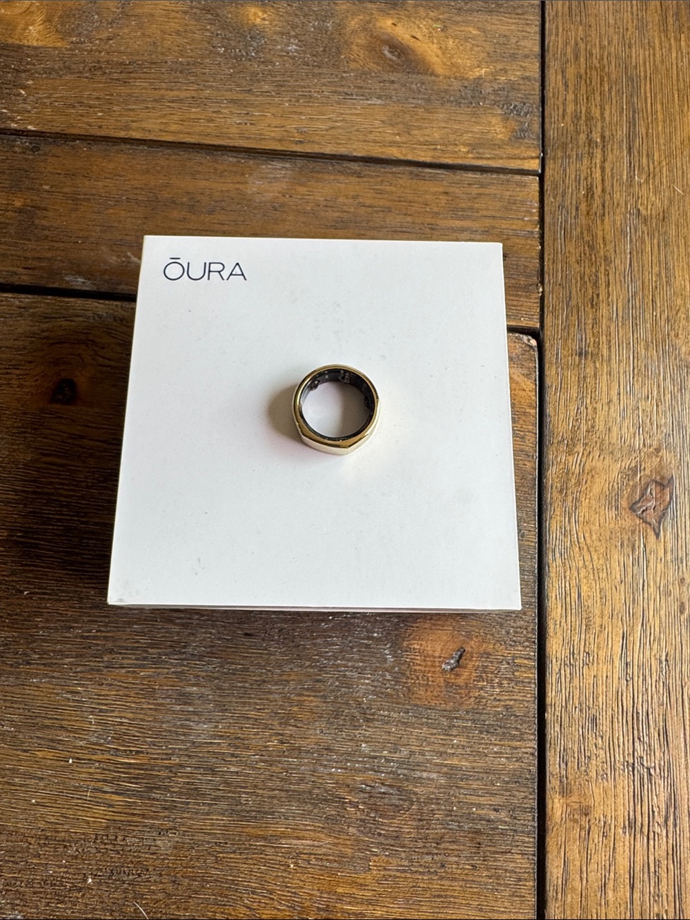 Oura Gold-Tone Smart Ring — Gold